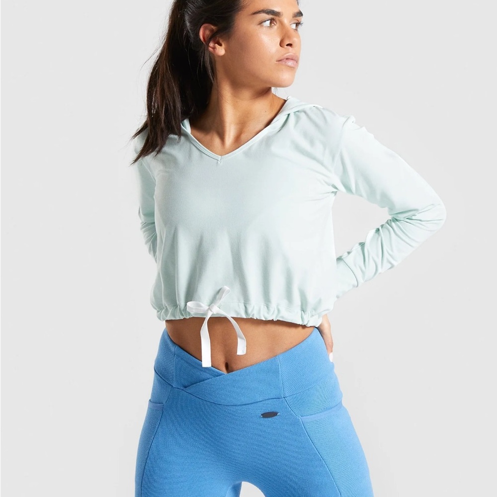 Gymshark poise cropped hoodie with drawstring